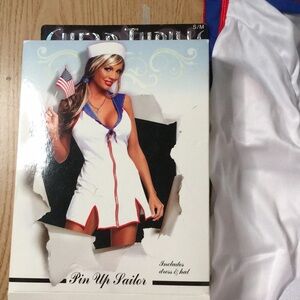 New Womens Super Sexy 3pc Pin up Sailor Halloween costume Size Small/medium 4-10